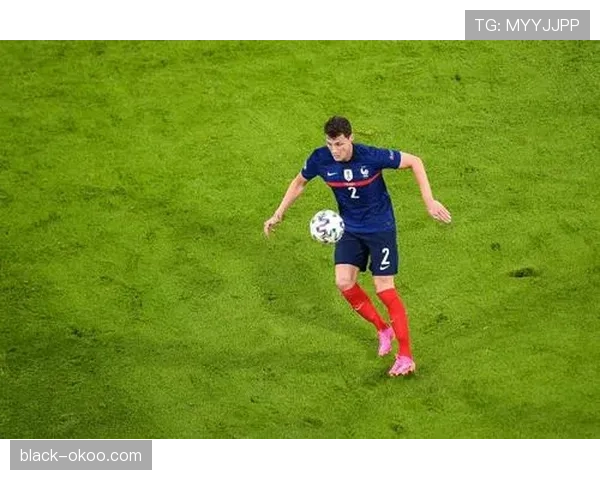 鞋钉朝上犯规到底算不算危险动作？规则这样判罚你知道吗